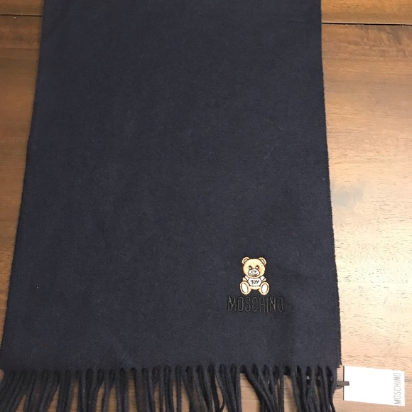 ❤️last 1❤️Moschino Merino Wool Scarf - Picture 2 of 5